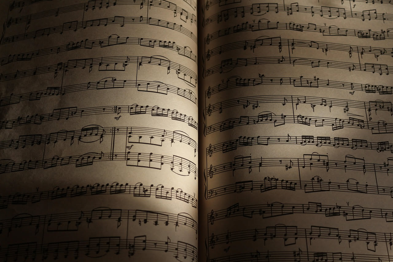 Talenti siciliani che hanno cambiato la musica: cinque ritratti brevi